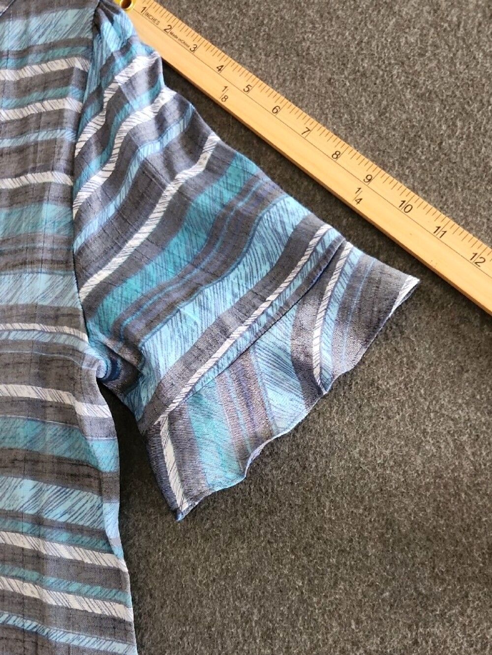 Zac & Rachel Womens Blue & Gray Striped Short Sleeve Blouse Size Medium Oversize - Picture 5 of 8